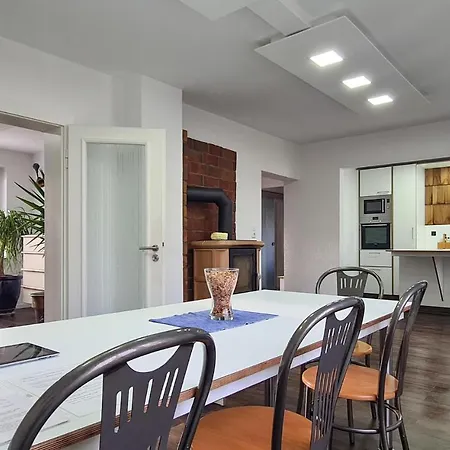 In Karlsburgluehmannsdorf Prázdninový dům