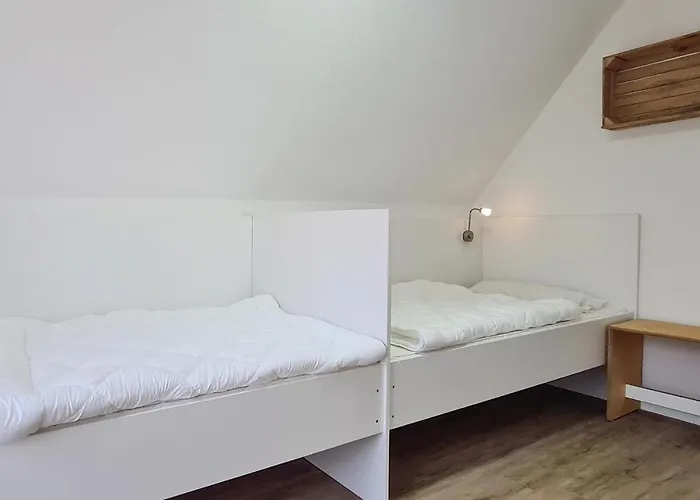 In Karlsburgluehmannsdorf Luhmannsdorf
